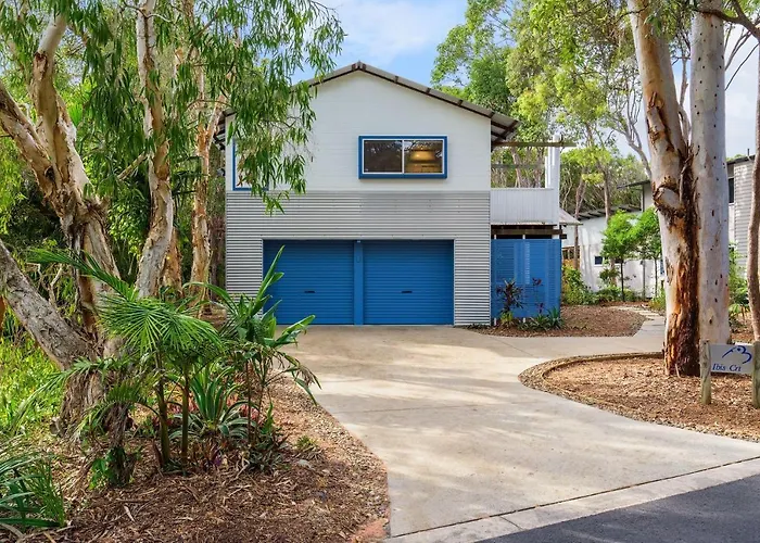 Ibis 3 House